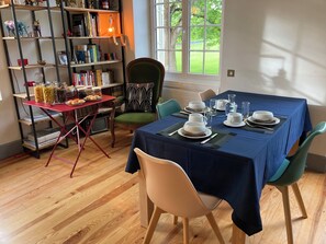 Colazione continentale inclusa, servita tutte le mattine 