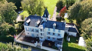 숙박 시설 정면