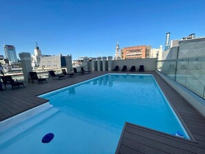 Departamento, 1 habitación, con acceso para personas discapacitadas, para fumadores | Alberca | Alberca al aire libre 