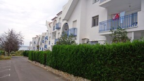 صورة غير مصنفة، 2 من 15، زرّ