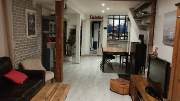 Smart-tv en een open haard