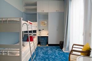 2 Schlafzimmer, Zimmersafe, Bügeleisen/Bügelbrett, kostenloses WLAN