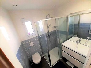 Douche, papier toilette