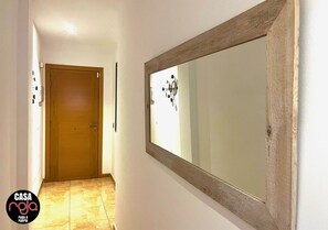 Interior - Casa ROJA [pto. del rosario] by 'Fuga A Fuerte' - Apartment with Balcony (Puerto del Rosario)