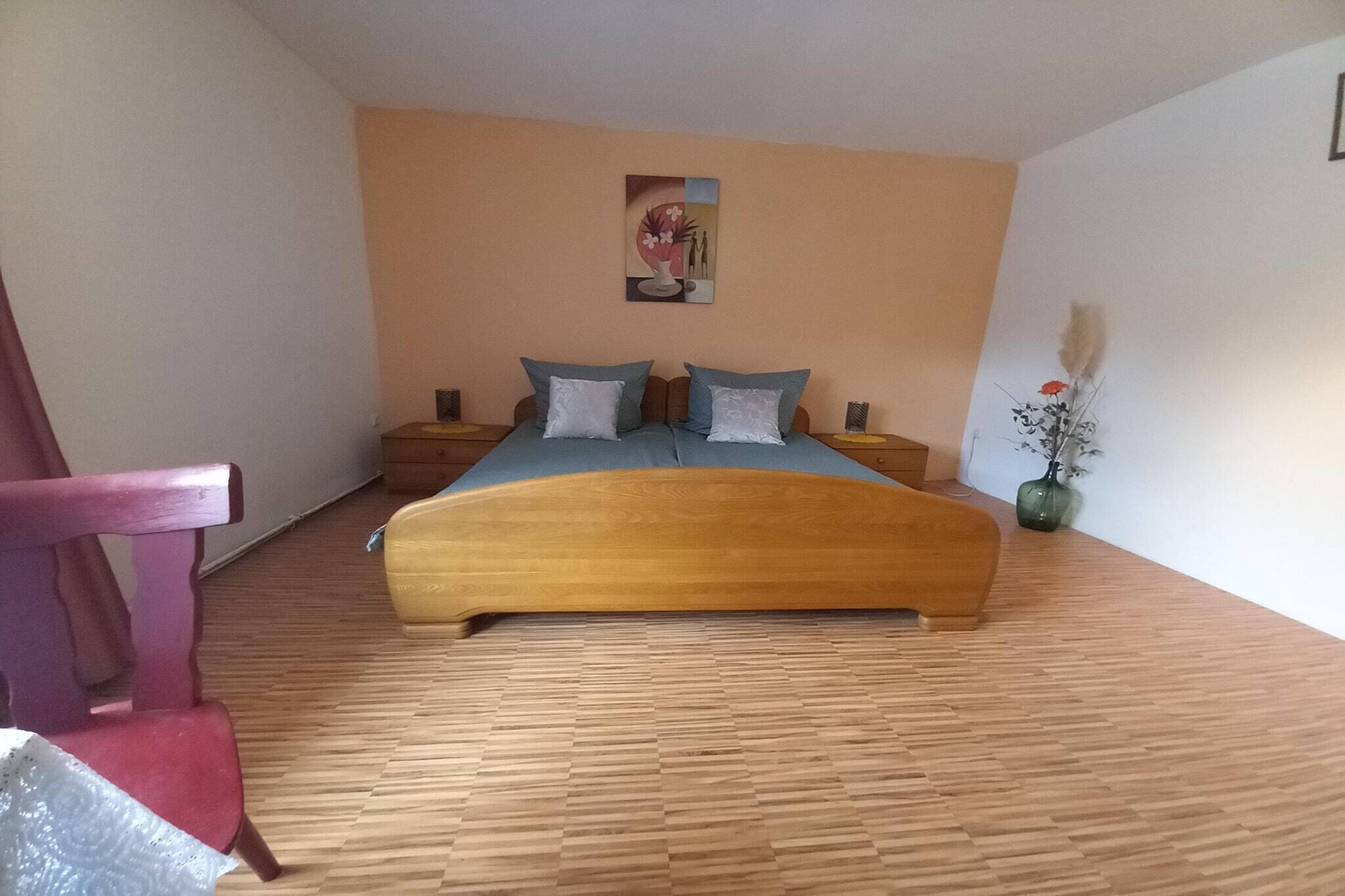 2 soverom, strykejern/-brett, reiseseng for barn og wi-fi (inkludert)