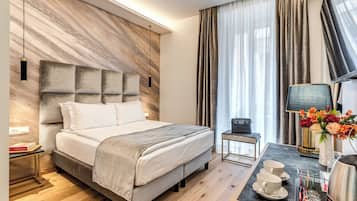 Chambre Supérieure, vue ville | 1 chambre, couette en duvet d'oie, coffres-forts dans les chambres