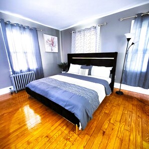 3 عدّة غرف نوم وخزنة داخل الغرفة ومكواة/لوح كي وواي فاي مجانًا