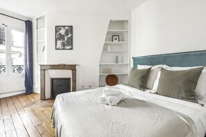 2 bedrooms, desk, iron/ironing board, free WiFi