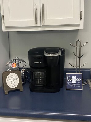 Coffee and/or coffee maker - Updated Apt in Country - ATV Trls & Norris Lake (LaFollette)