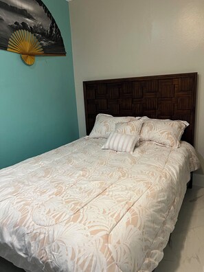 3 soverom, safe på rommet, skrivebord og wi-fi (inkludert)