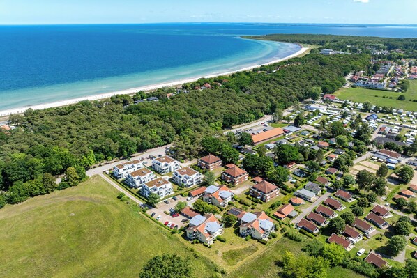 Exterior - Die im Januar 2024 Frisch Renovierte Ferienwohnung 24 in der Godewind-anlage ist (Ostseebad Boltenhagen)