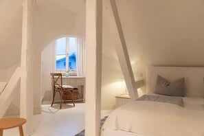 3 Schlafzimmer, Schreibtisch, Bügeleisen/Bügelbrett, kostenloses WLAN