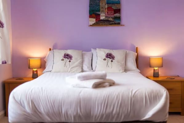 Classic Cottage, 3 Bedrooms | 3 bedrooms, iron/ironing board, free WiFi, bed sheets - Oak House (Machynlleth)