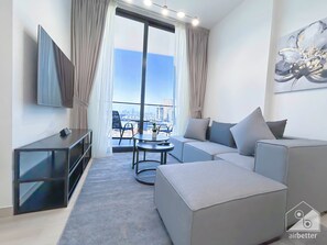 55-Zoll-Plasmafernseher mit Satellitenempfang