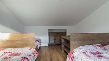 Family House, 2 Bedrooms, Mountainside (Cozy Apartment Bovec) | 2 bedrooms, desk, free WiFi, bed sheets
