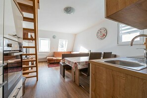 Family House, Multiple Bedrooms, Mountainside (Cozy Apartment Bovec) | Interior
