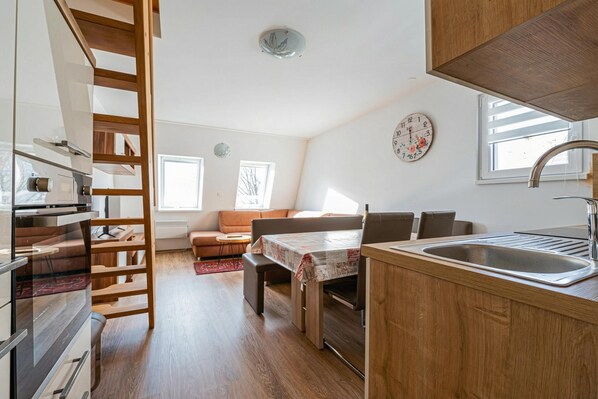 Family House, Multiple Bedrooms, Mountainside (Cozy Apartment Bovec) | Interior