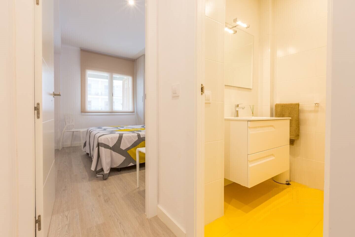 3 chambres, fer et planche à repasser, Wi-Fi gratuit, draps fournis