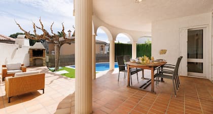 Privater Pool · Grill · WLAN · M308-086 VILLA POMER