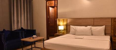 Sistema de insonorización, tabla de planchar con plancha y wifi gratis