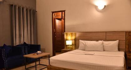 RIFADAH HOTEL MULTAN