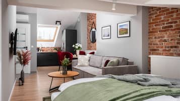 33. Felicjanek | Tabla de planchar con plancha, cunas, wifi gratis y ropa de cama