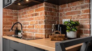 27A. Felicjanek | Cozinha americana privada | Frigobar, micro-ondas, cafeteira/chaleira, chaleira elétrica