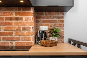 27A. Felicjanek | Private kitchenette