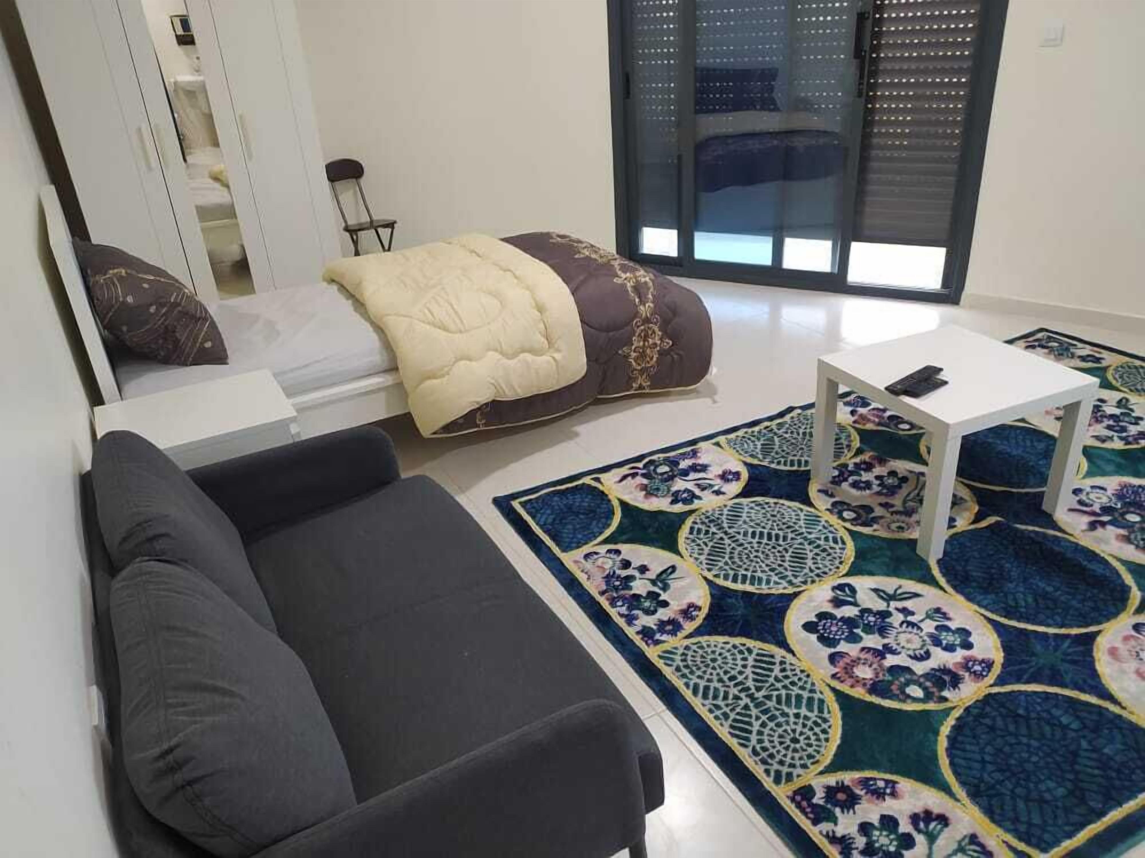 Chambre Simple Deluxe | Draps en coton égyptien, literie de qualité supérieure, surmatelas