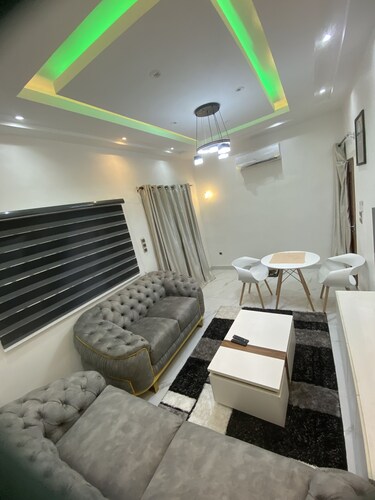 Appartement Trois Pièces, Quelque Minute de la Plage Havana, 30mn de Laéroport