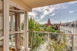 Deluxe Apartment | Balcony view