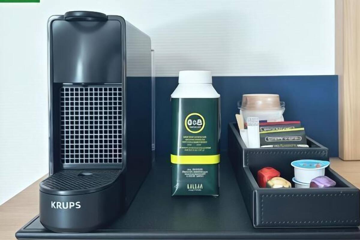 Cà phê và/hoặc dụng cụ pha