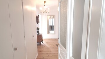 Romantic Suite, 3 Bedrooms, Non Smoking, Balcony | Living area