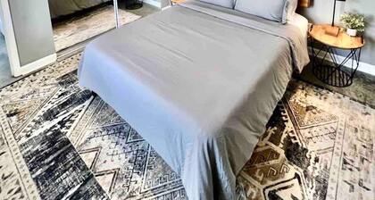 This apartment is a 2 bedroom(s), 2 bathrooms, located in Marion, IN.