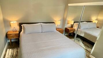 2 bedrooms, desk, iron/ironing board, free WiFi
