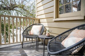 Property grounds - Explore Downtown King St - 12 Bedrooms/7.5 Baths! (Charleston)