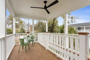 Terrace/patio - Charming Condo - 1 Block to King! (Charleston)