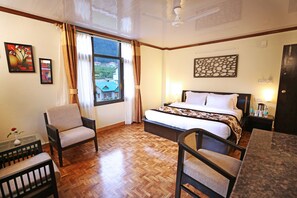 Kahden hengen premium-huone | Egyptinpuuvillaiset lakanat, ylelliset vuodevaatteet