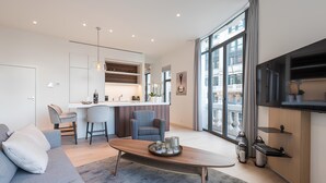 Luxury Suite | Living area - Downtown Brussels Splendor Suites (Brussels)