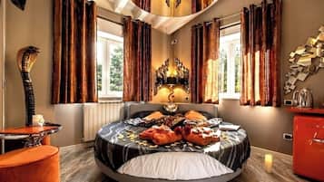 Quarto superluxo, 1 quarto, suíte, vista para o jardim | Lençóis italianos Frette, roupas de cama premium