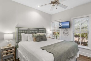 3 chambres, fer et planche à repasser, accès Internet, draps fournis