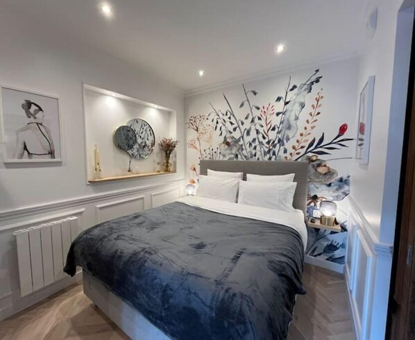 1 chambre, lit parapluie, Wi-Fi gratuit, draps fournis