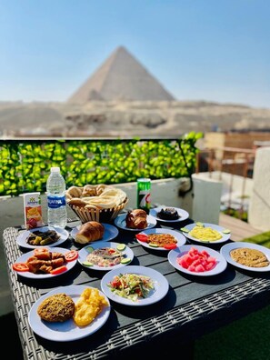 Restaurant - Solima pyramids view (Giza)