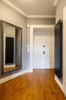 City Apartment | Living area