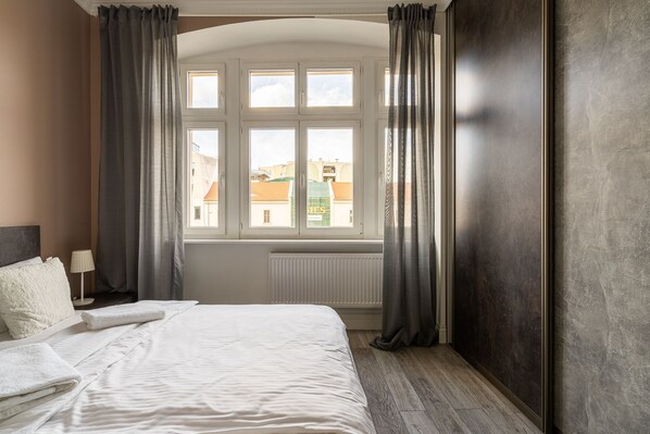 1 habitación y ropa de cama hipoalergénica 