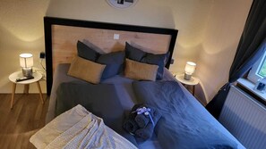 1 camera, Wi-Fi, lenzuola