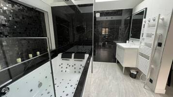 Hair dryer, towels, soap, shampoo