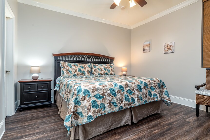 Gulf Front/beach Front Condo - Stay 2 Nights And Get 3rd Night Free! - Hernando Beach, AL