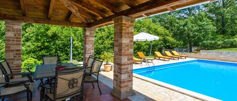 Servei de restauració a l'aire lliure