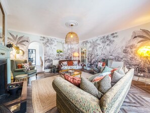 Living area - Clematis House (St. Columb Major)